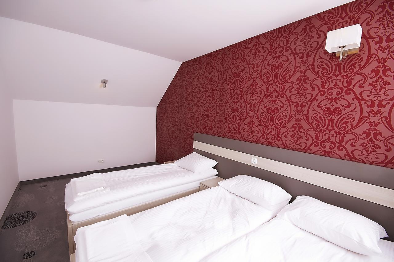 Zajazd Sebory Romany Sebory Habitación foto